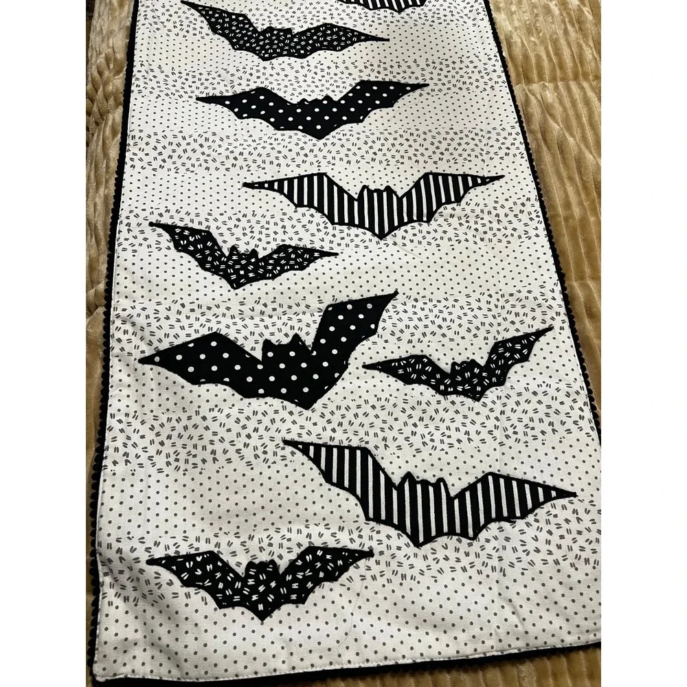 Rachel Zoe Reversible Table Runner 16